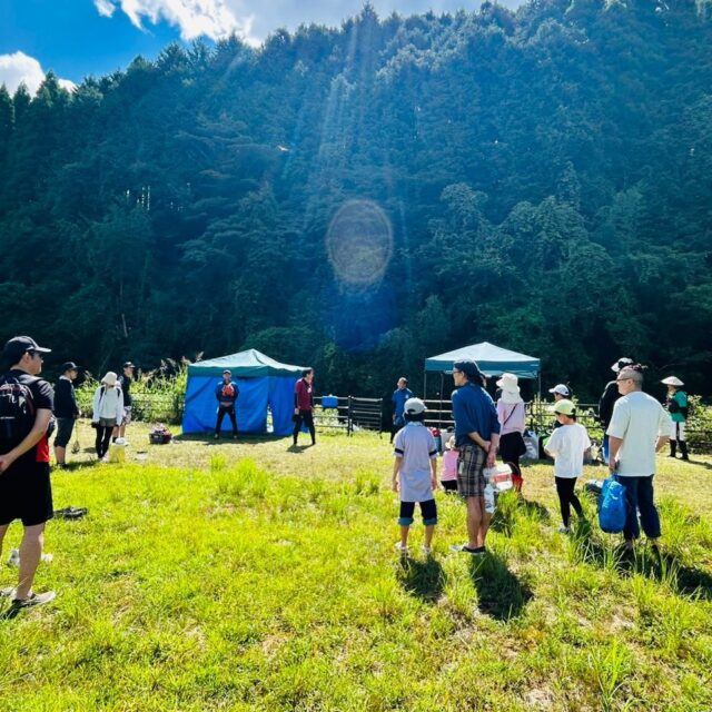 🌿🚣【水辺の生き物調査隊を開催しました！】

神水川栗並公園周辺をフィールドに、カヌー体験と水辺の生き物調査を実施しました。

参加者の皆さんは、カヌーで川を巡りながら自然を満喫し、魚や水生生物の観察を通して川の環境について楽しく学びました✨

ご参加いただいた皆さま、ありがとうございました！

#佐賀県北山少年自然の家
#北山少年自然の家
#水辺の生き物調査隊
#カヌー体験
#生き物調査
#自然体験
#親子イベント
#環境学習
#神水川
#夏の思い出